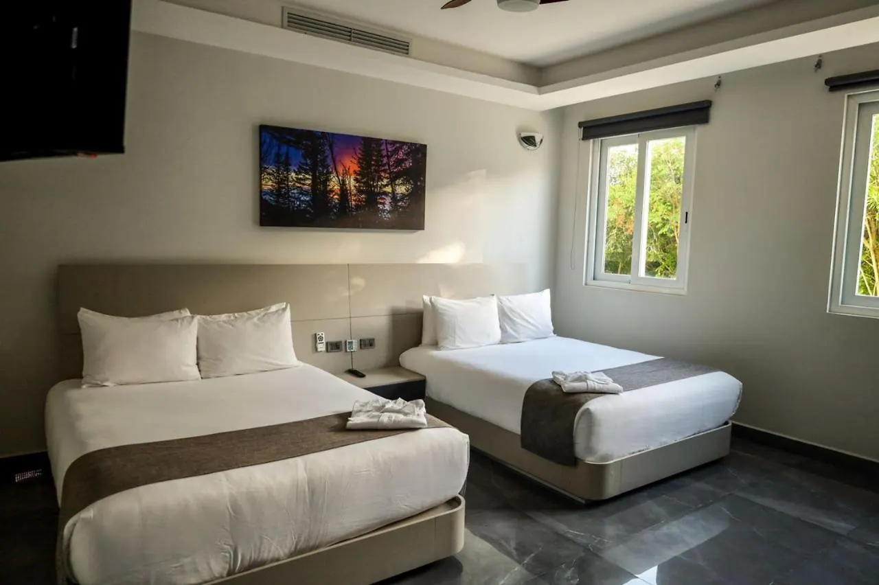 אקומל Solmare Apartments & Suites