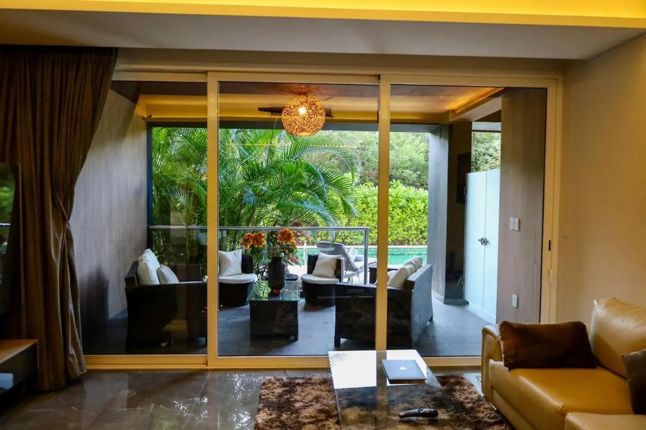 אקומל Solmare Apartments & Suites 0*,  מקסיקו