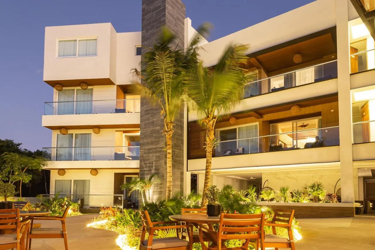 אקומל Solmare Apartments & Suites מקסיקו