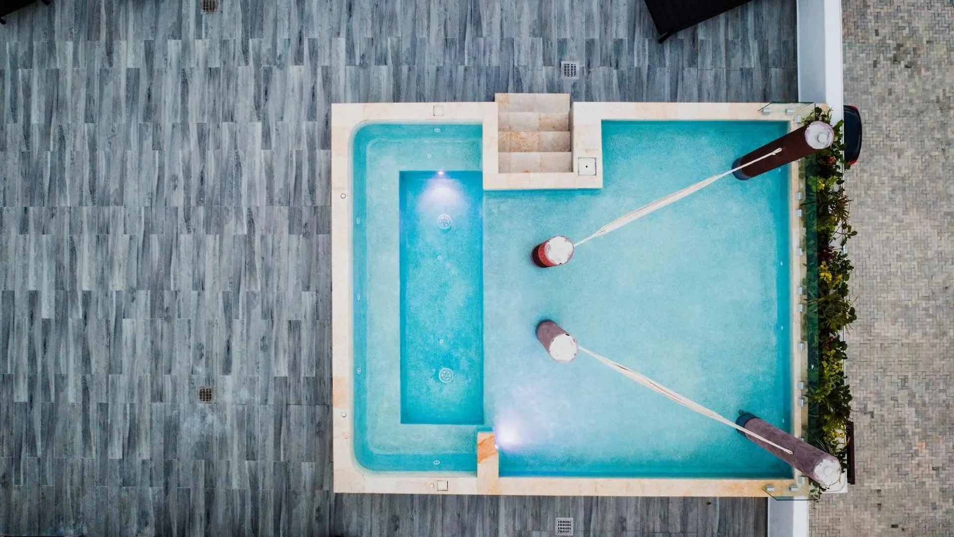 אקומל Solmare Apartments & Suites